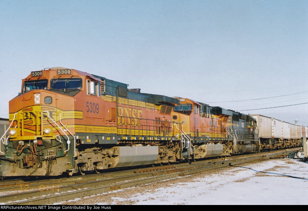 BNSF 5309 East